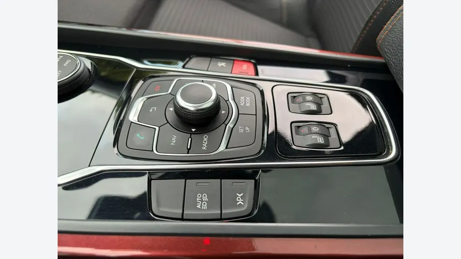 PEUGEOT 508 -