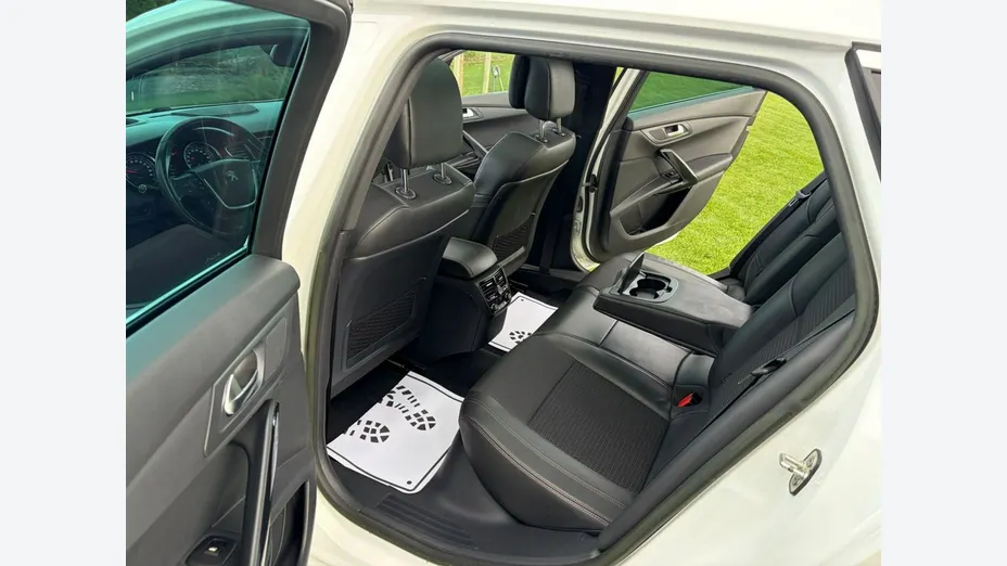 PEUGEOT 508 -