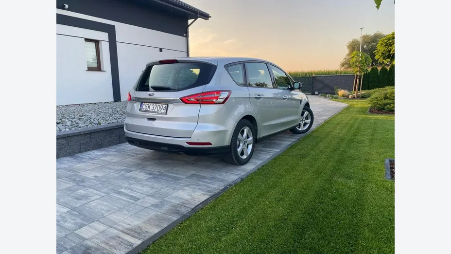 FORD S-MAX -