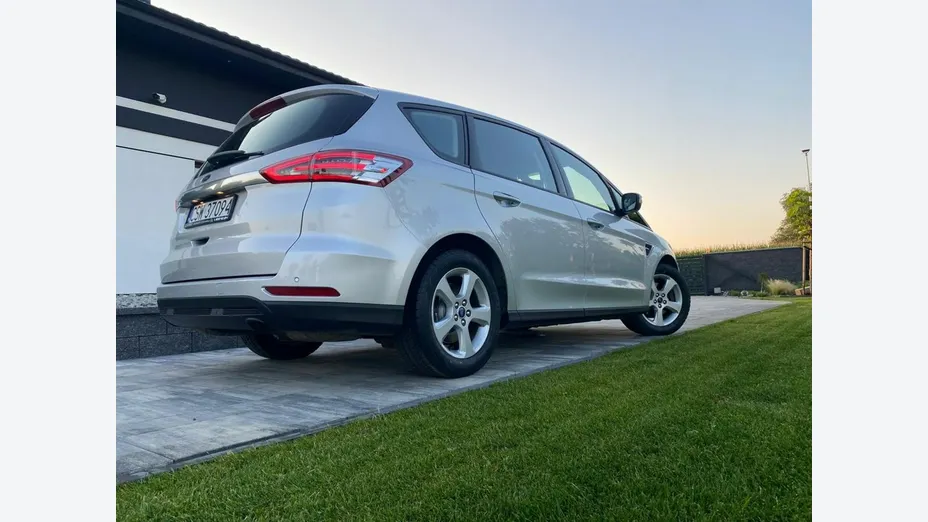 FORD S-MAX -