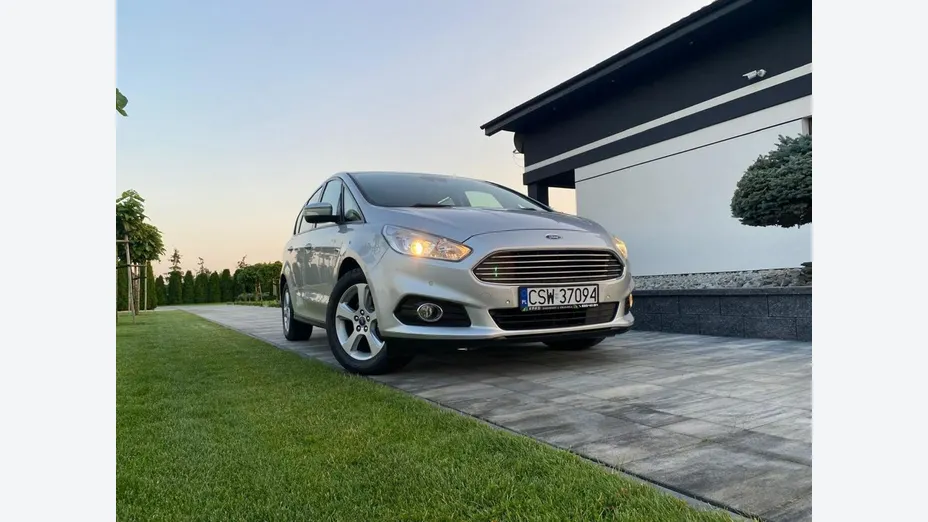 FORD S-MAX -