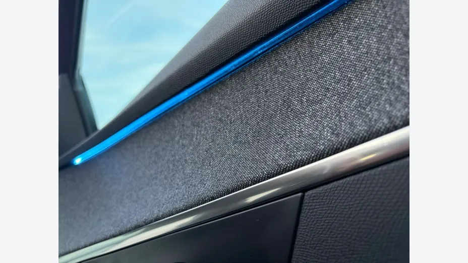 PEUGEOT 3008 -