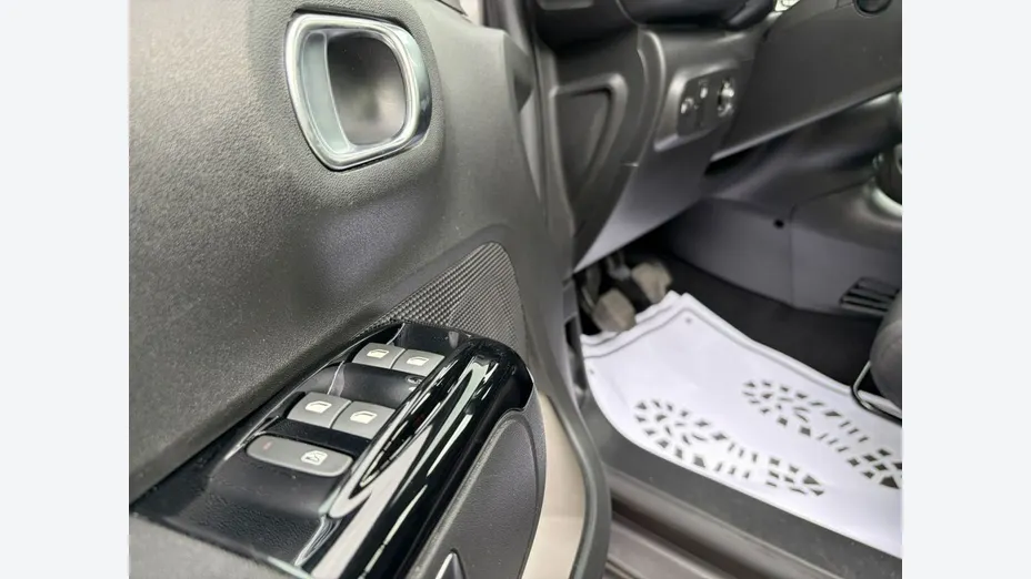 CITROEN C3 -