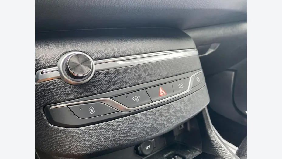PEUGEOT 308 -