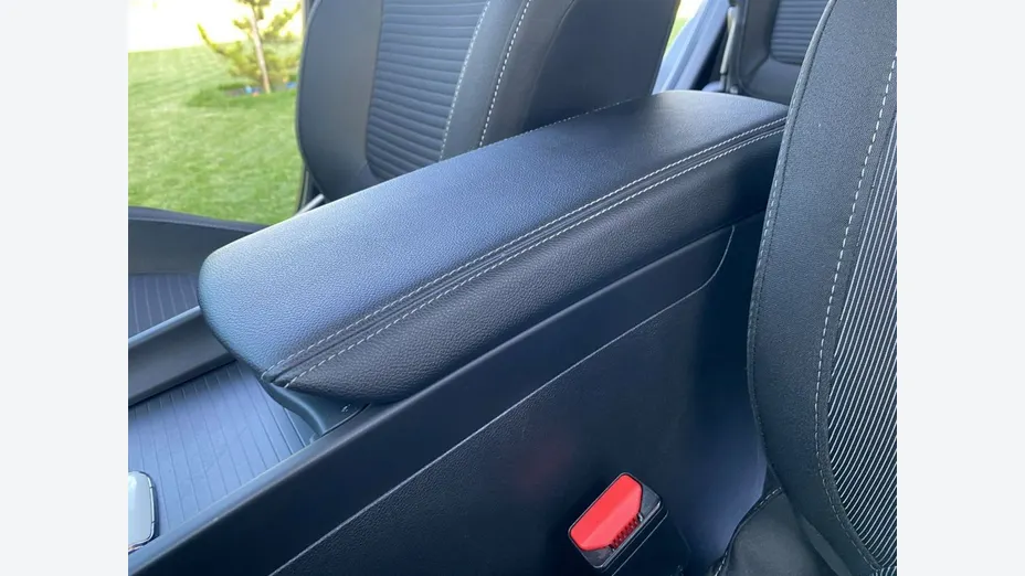 RENAULT Scenic -