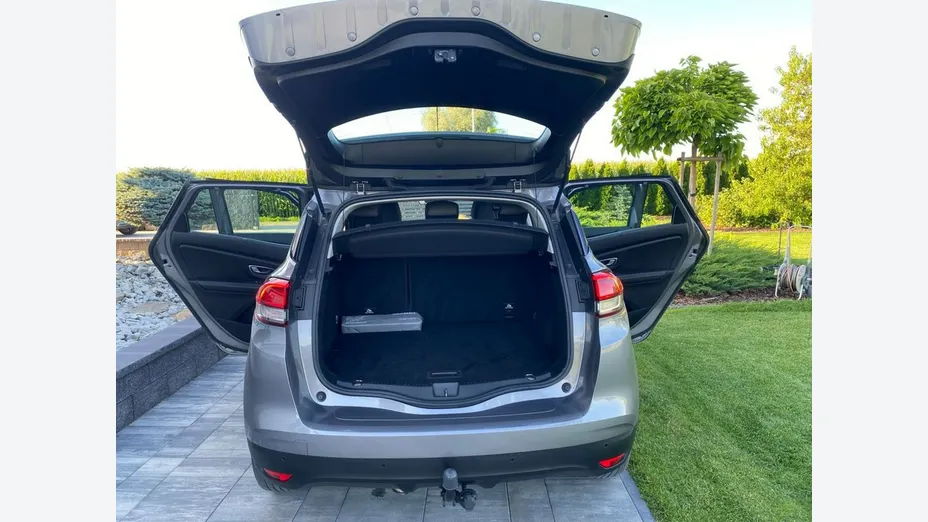 RENAULT Scenic -