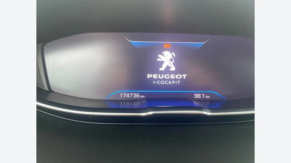 PEUGEOT 3008 -