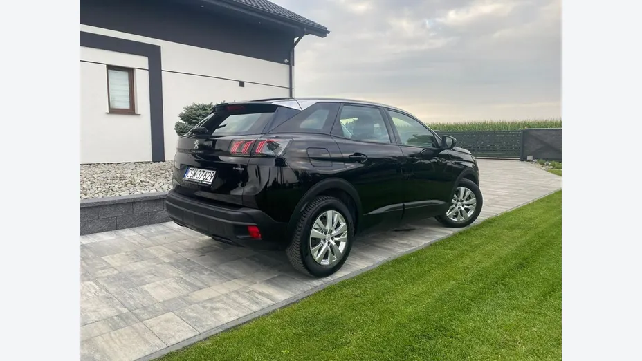 PEUGEOT 3008 -
