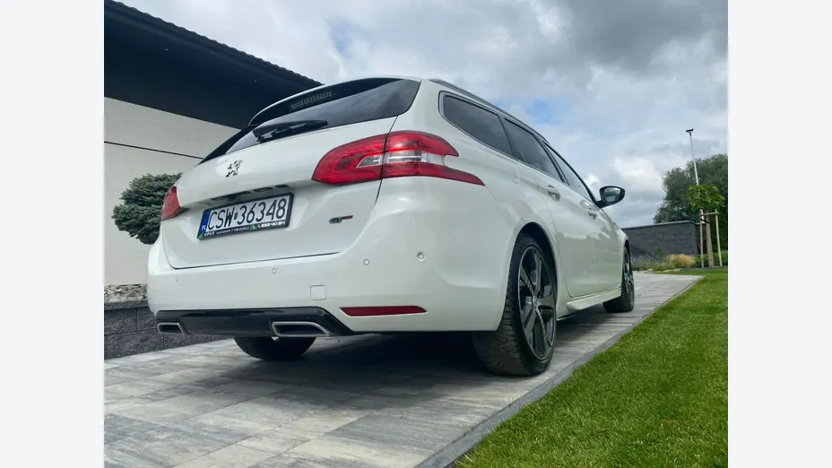 PEUGEOT 308 -