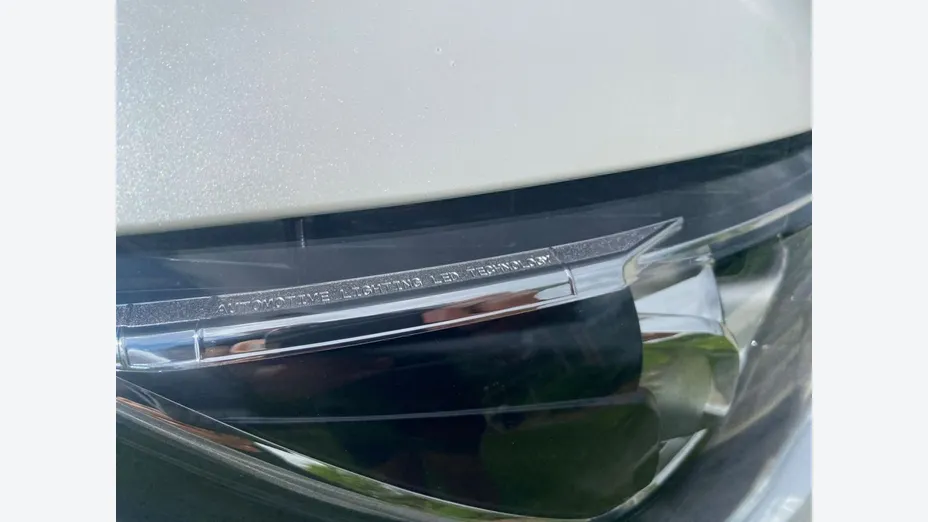 PEUGEOT 308 -