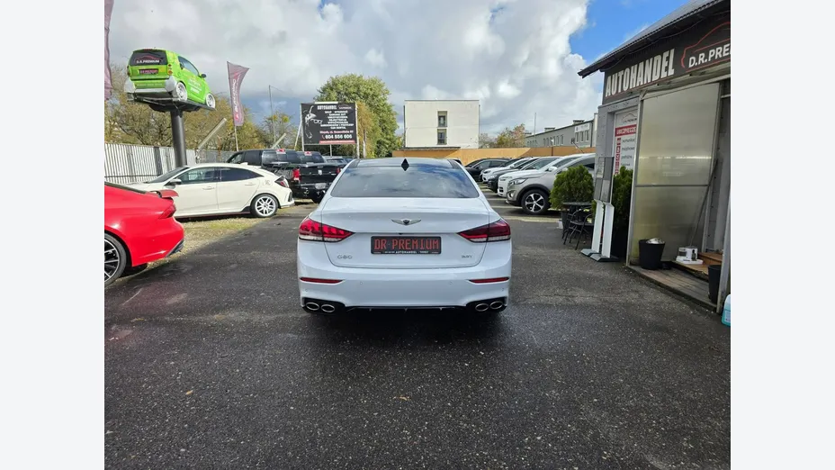Genesis G80 -