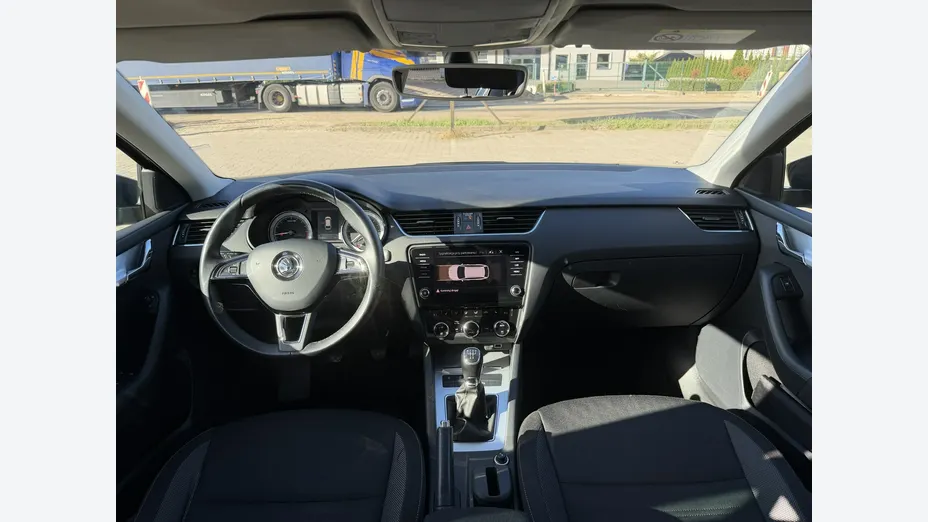SKODA Octavia -