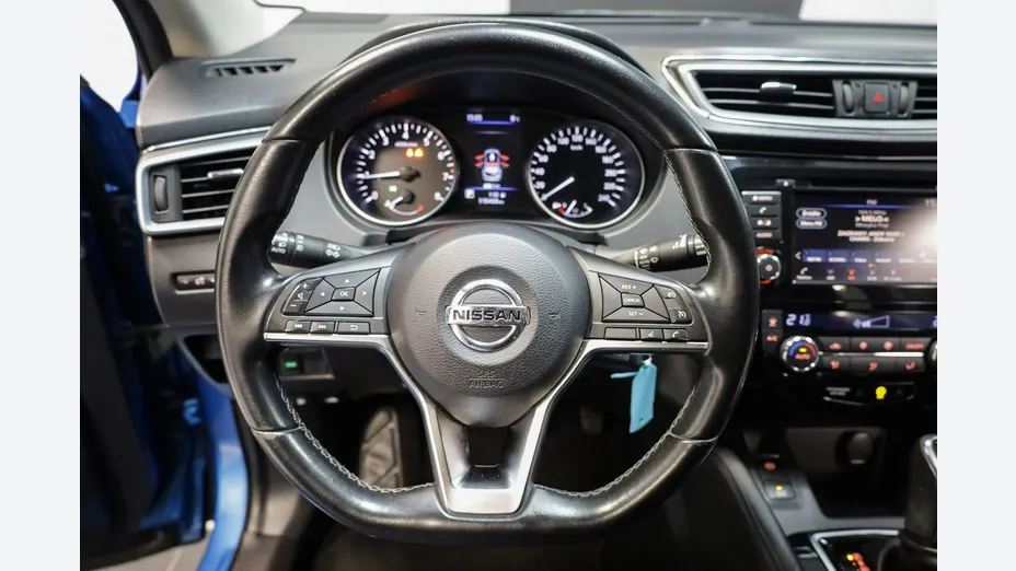NISSAN Qashqai -