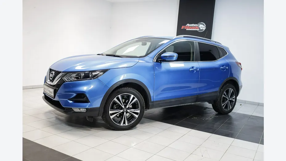 NISSAN Qashqai -