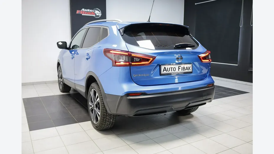 NISSAN Qashqai -