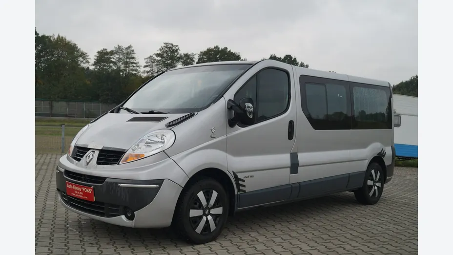 RENAULT Trafic -