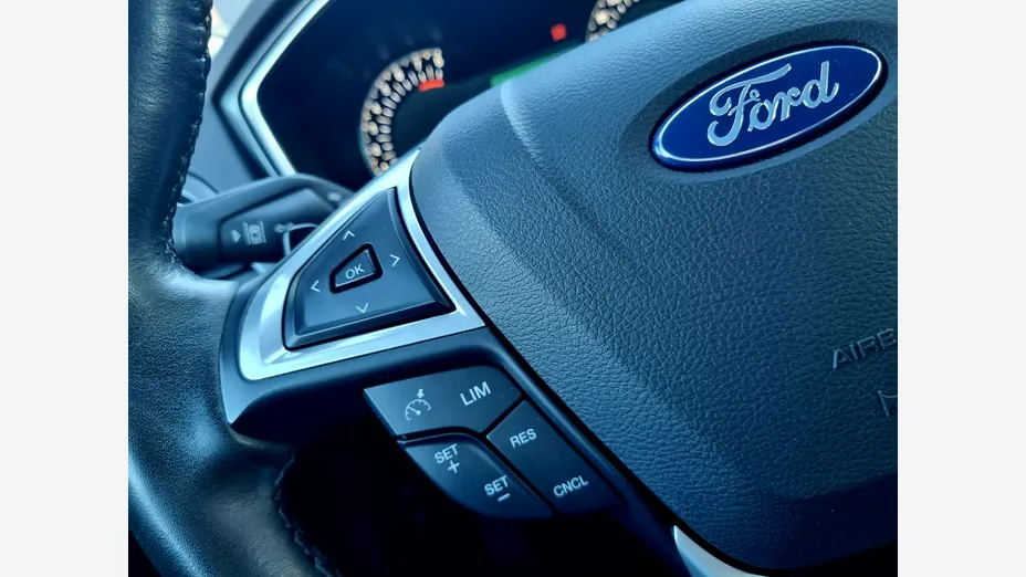 FORD Mondeo -