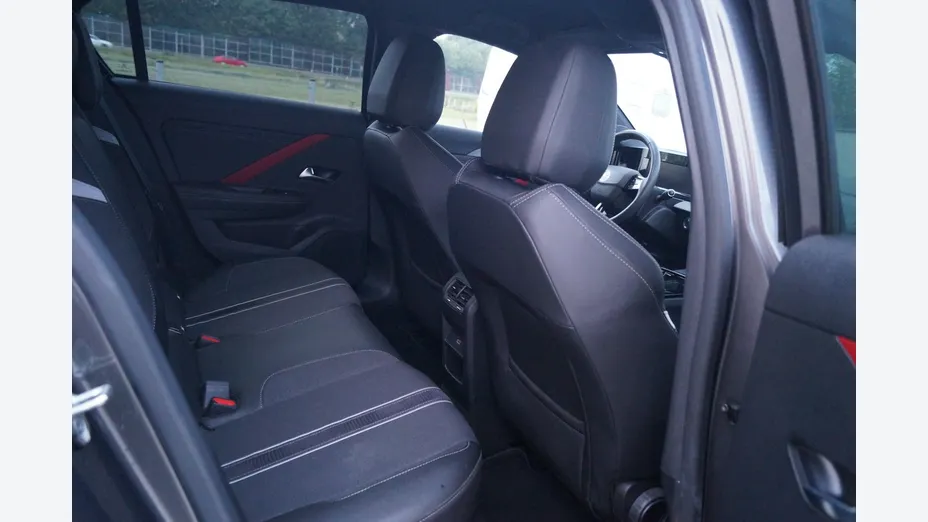 OPEL Astra -