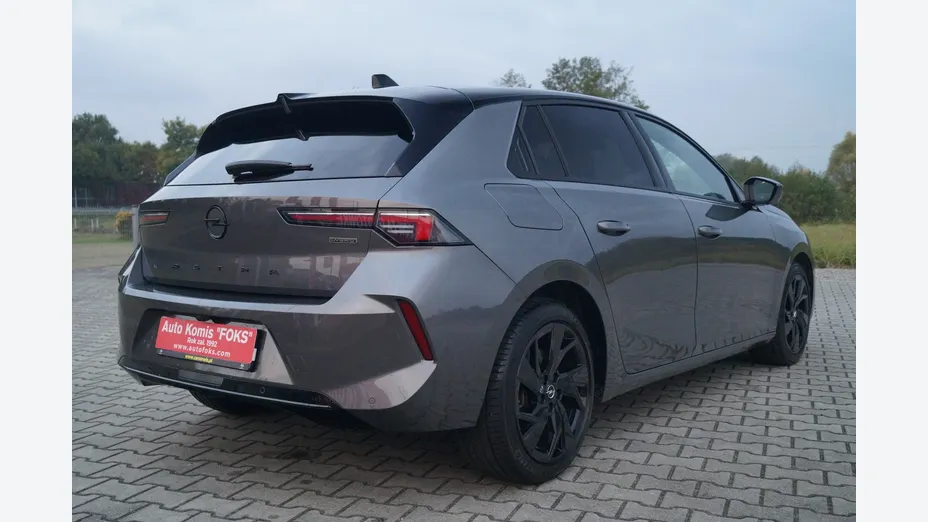 OPEL Astra -
