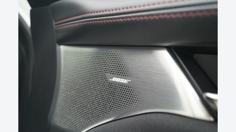 MAZDA 3 -