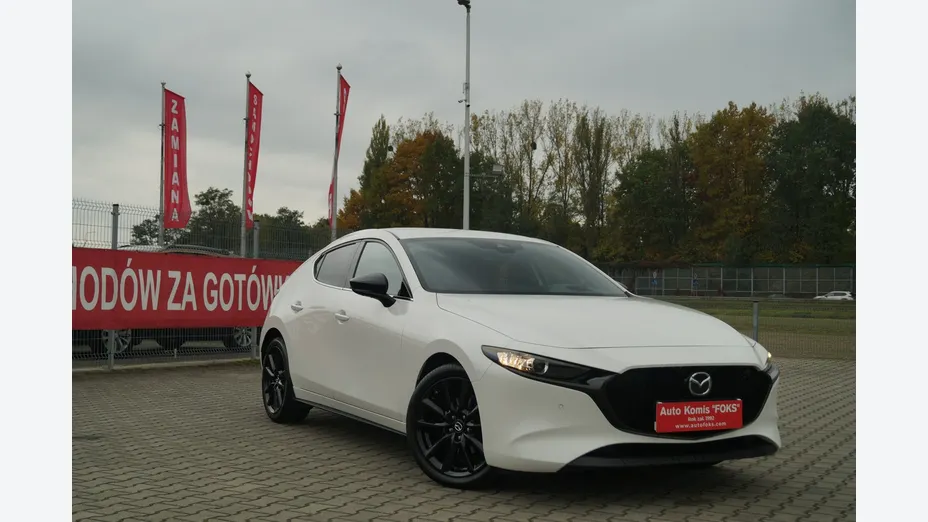 MAZDA 3 -
