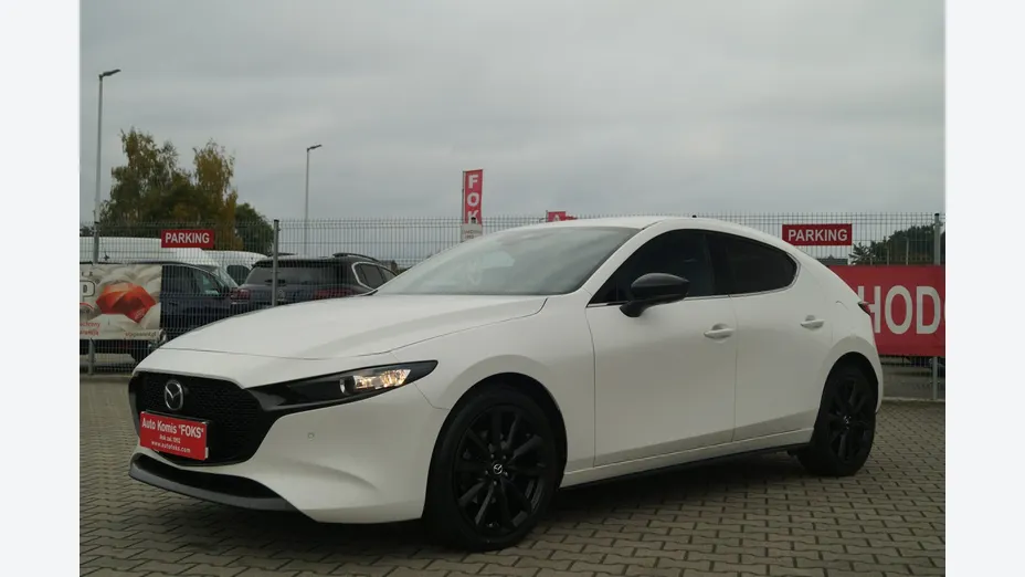 MAZDA 3 -