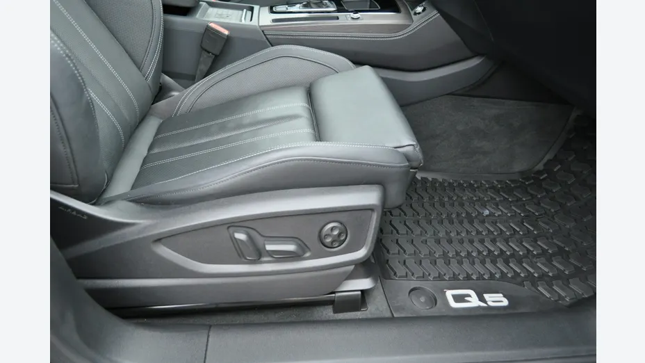 AUDI Q5 -