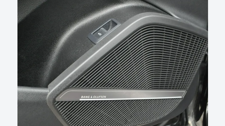 AUDI Q5 -
