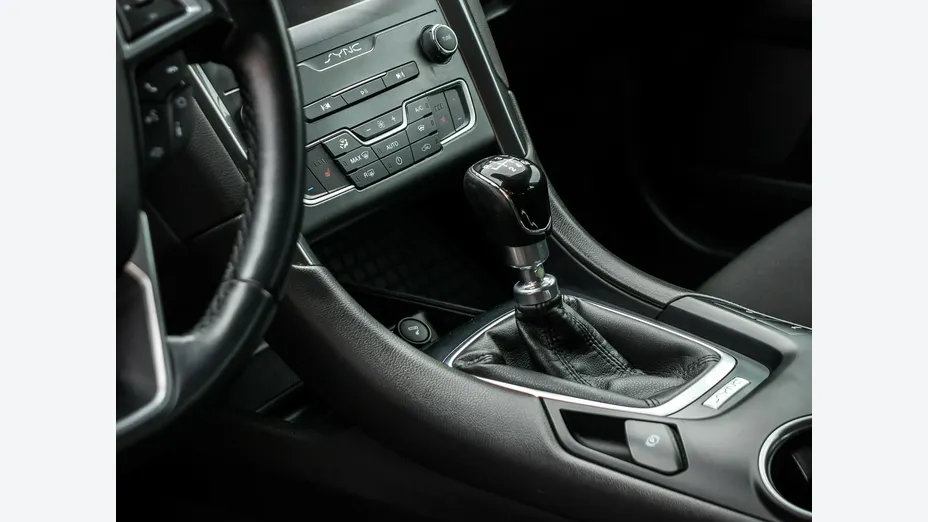 FORD Mondeo -