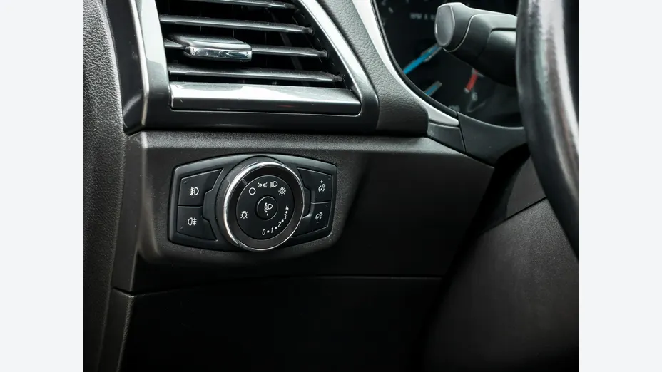 FORD Mondeo -