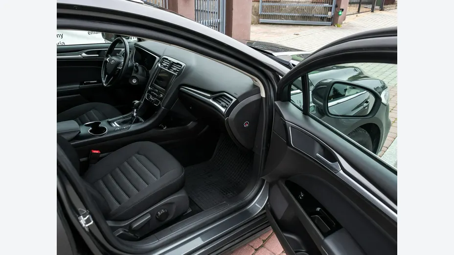 FORD Mondeo -