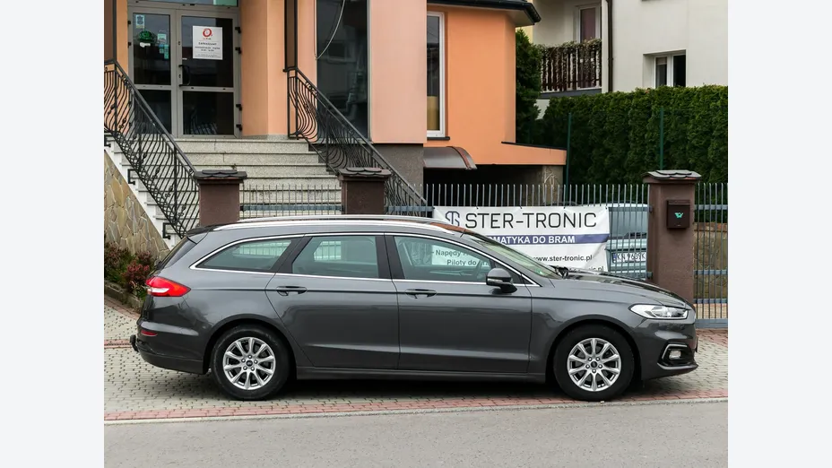 FORD Mondeo -