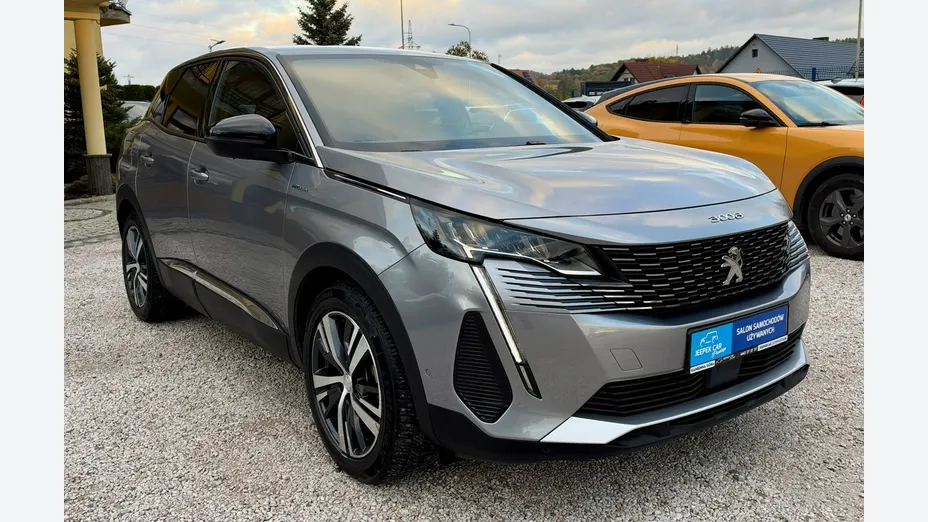 PEUGEOT 3008 -