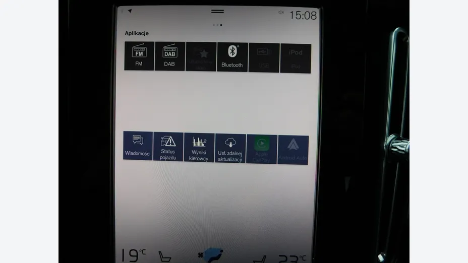 VOLVO XC40 -