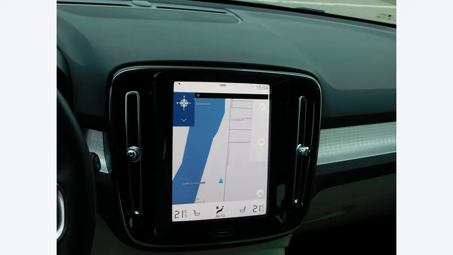 VOLVO XC40 -