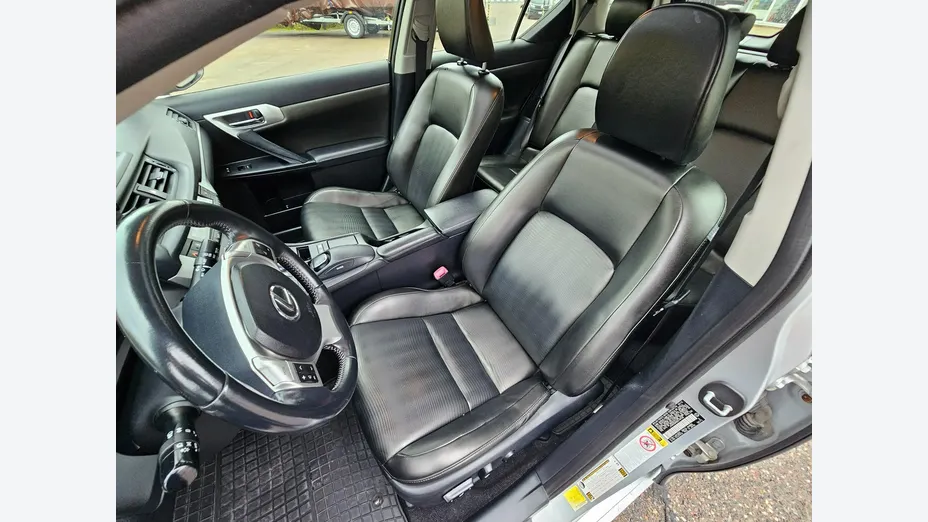 LEXUS CT -