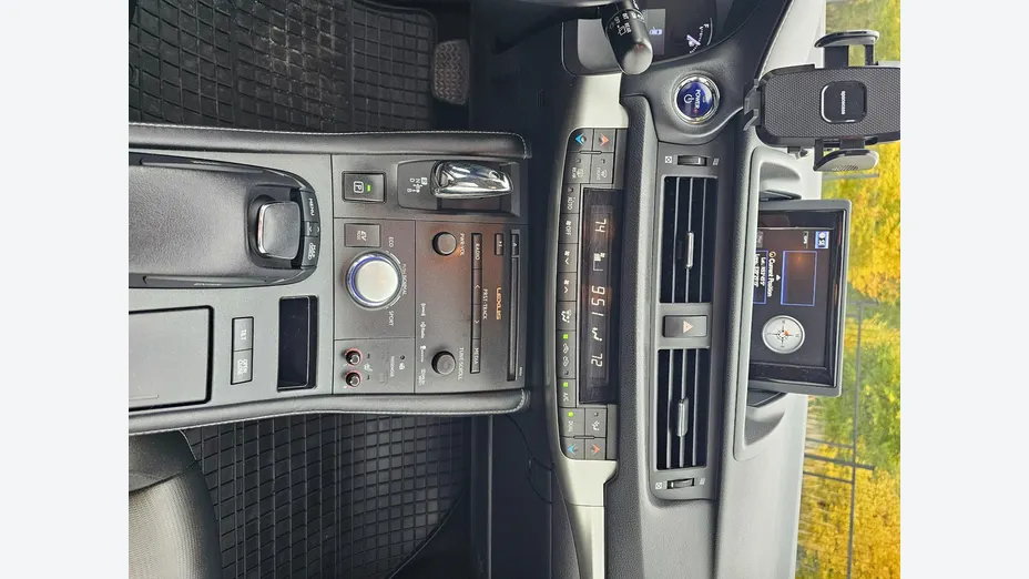 LEXUS CT -