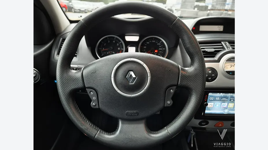 RENAULT Megane -