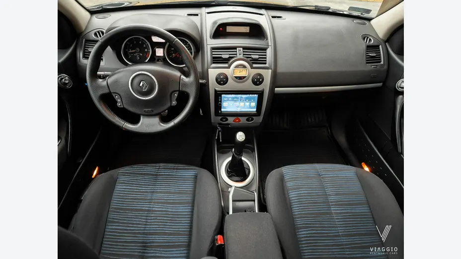 RENAULT Megane -
