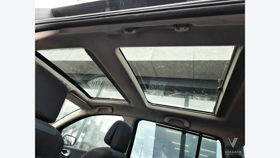 RENAULT Megane -