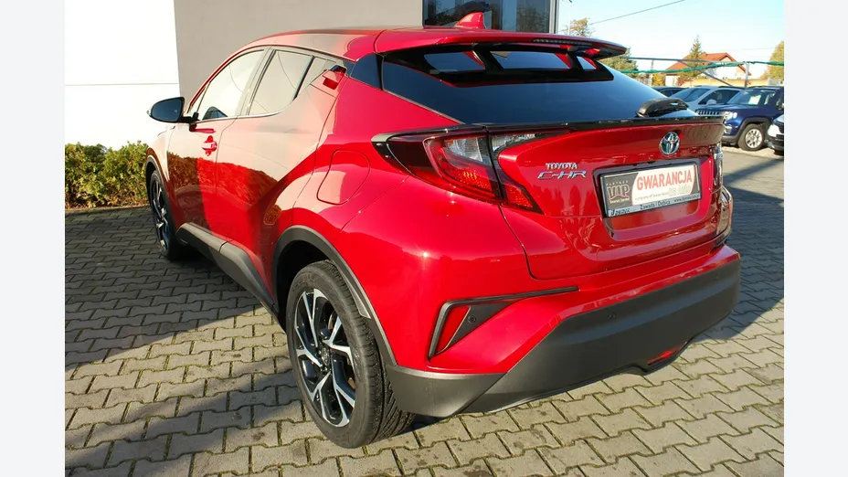 TOYOTA C-HR -