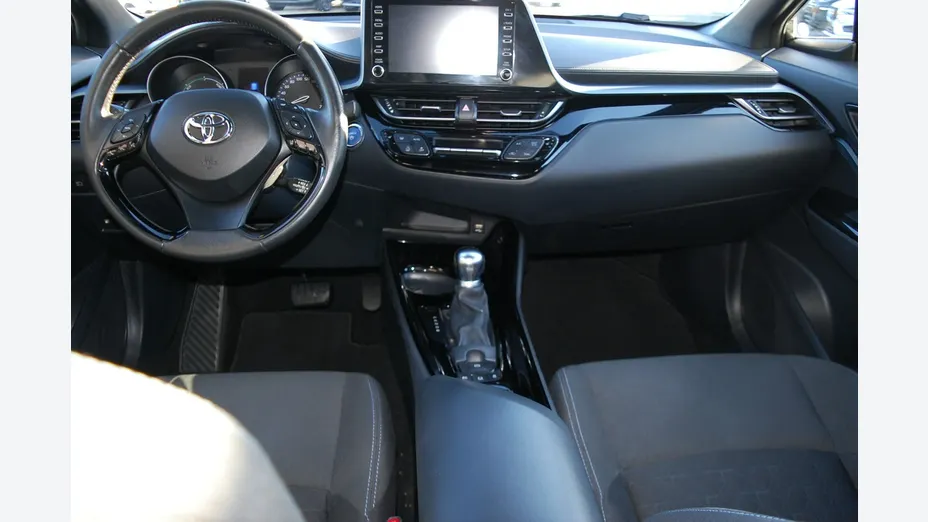 TOYOTA C-HR -