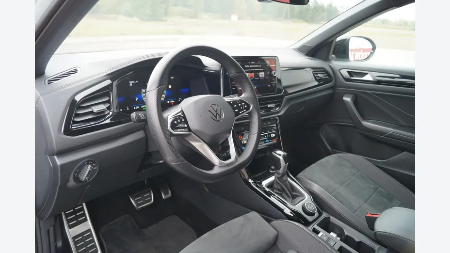 VOLKSWAGEN T-ROC -