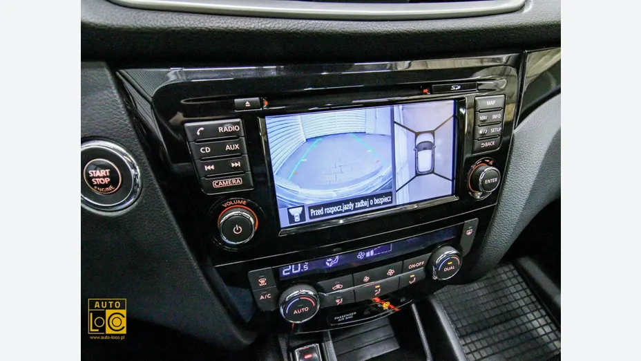 NISSAN Qashqai -