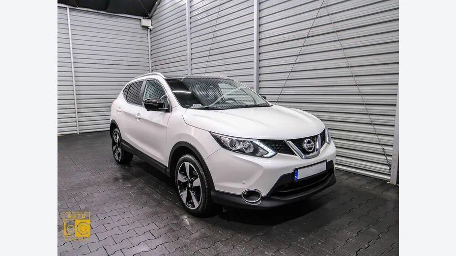 NISSAN Qashqai -