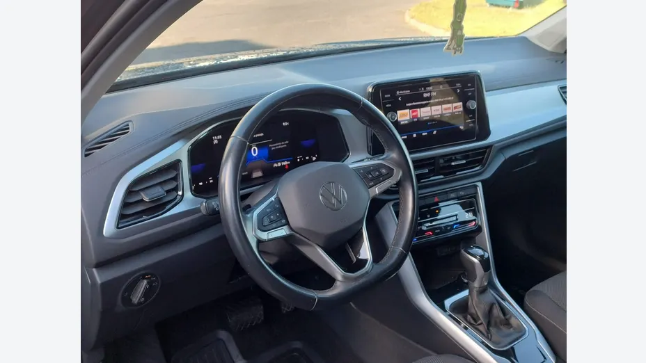 VOLKSWAGEN T-ROC -