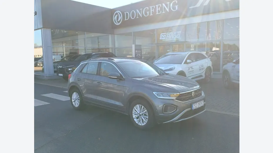 VOLKSWAGEN T-ROC -