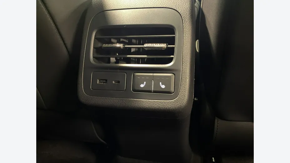 OMODA E5 -