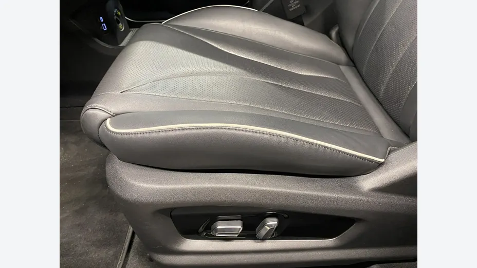 OMODA E5 -