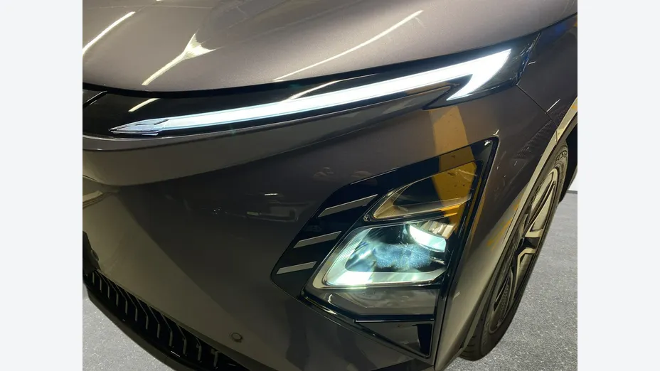 OMODA E5 -